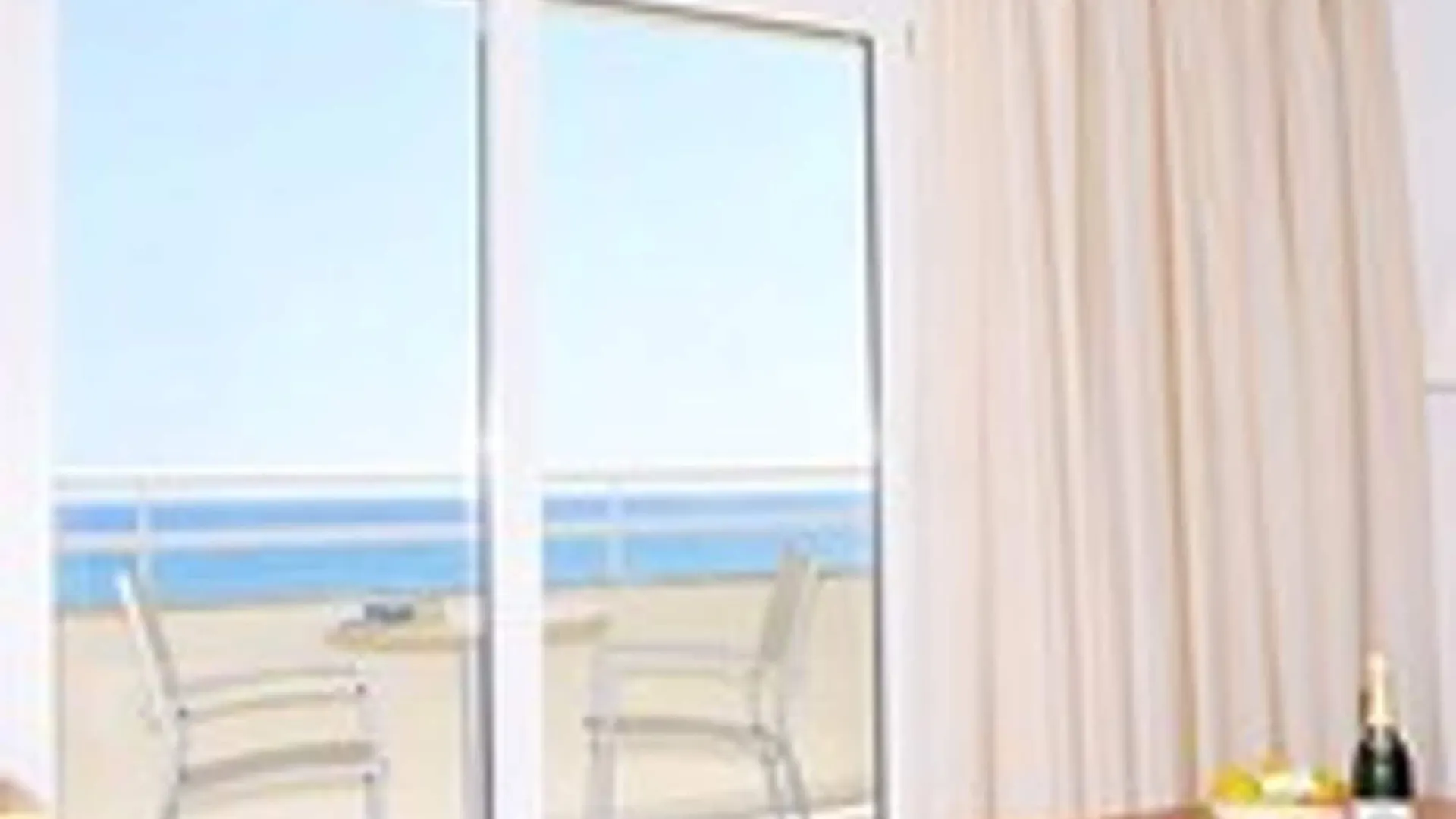 Cabot Cap De Mar Spa 칼라 보나