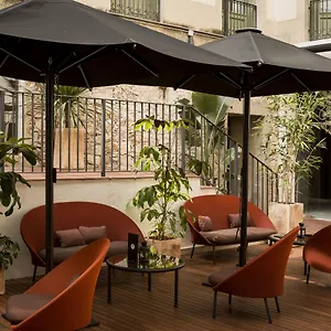 https://petit-palace-boqueria-garden.topbarcelonahotels.com